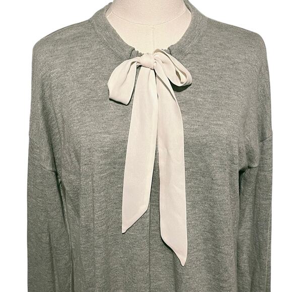 Banana Republic Gray Bow Tie Neck Sweater Large - Picture 3 of 9